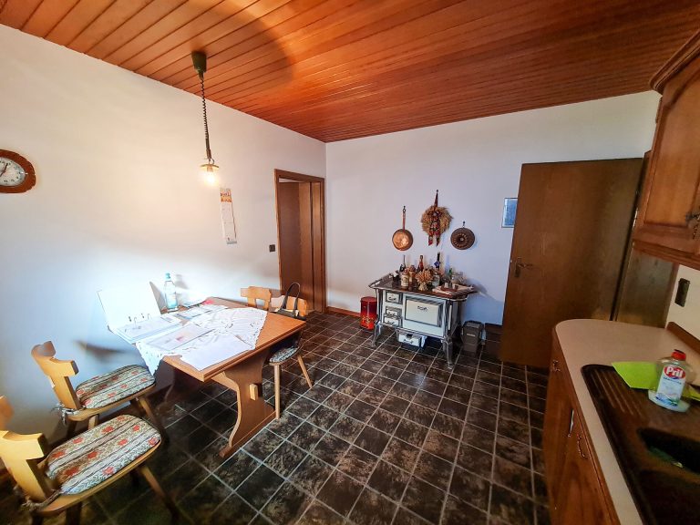 Immobilienangebot - Sinzig - Alle - Sehr gepflegtes Architektenhaus (ELW möglich) in bevorzugter Wohnlage von Sinzig!