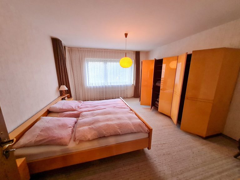 Immobilienangebot - Sinzig - Alle - Sehr gepflegtes Architektenhaus (ELW möglich) in bevorzugter Wohnlage von Sinzig!