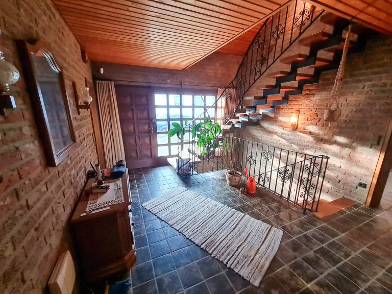 Immobilienangebot - Sinzig - Alle - Sehr gepflegtes Architektenhaus (ELW möglich) in bevorzugter Wohnlage von Sinzig!