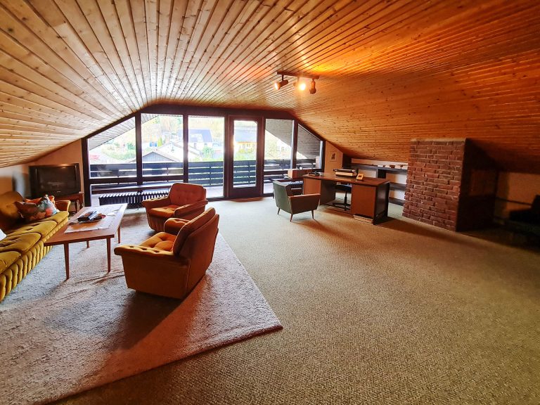 Immobilienangebot - Sinzig - Alle - Sehr gepflegtes Architektenhaus (ELW möglich) in bevorzugter Wohnlage von Sinzig!