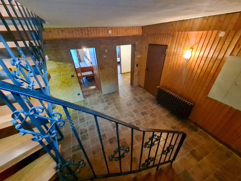 Immobilienangebot - Sinzig - Alle - Sehr gepflegtes Architektenhaus (ELW möglich) in bevorzugter Wohnlage von Sinzig!