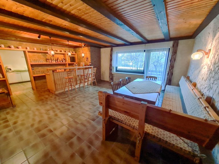Immobilienangebot - Sinzig - Alle - Sehr gepflegtes Architektenhaus (ELW möglich) in bevorzugter Wohnlage von Sinzig!