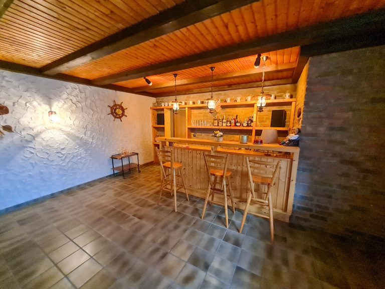 Immobilienangebot - Sinzig - Alle - Sehr gepflegtes Architektenhaus (ELW möglich) in bevorzugter Wohnlage von Sinzig!