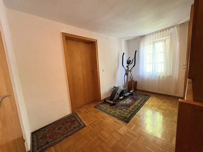 Immobilienangebot - Wissen - Alle - ***PREISREDUZIERUNG***
Historisches Ein-/Zweifamilienhaus in Zentrumslage von Wissen!