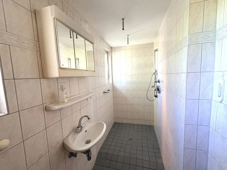 Immobilienangebot - Wissen - Alle - ***PREISREDUZIERUNG***
Historisches Ein-/Zweifamilienhaus in Zentrumslage von Wissen!
