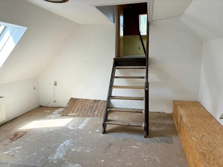 Immobilienangebot - Wissen - Alle - ***PREISREDUZIERUNG***
Historisches Ein-/Zweifamilienhaus in Zentrumslage von Wissen!
