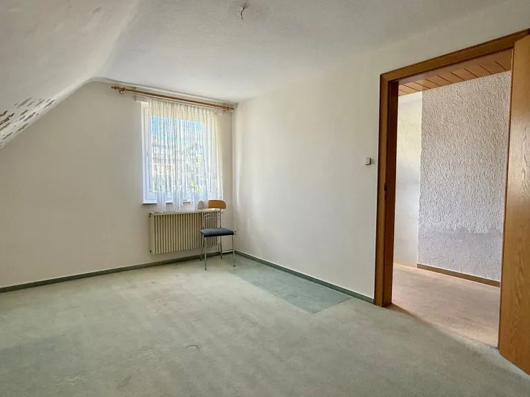 Immobilienangebot - Zinhain - Alle - Traumhafter Ausblick, stadtnahe Lage: Einfamilienhaus für Paare & Kleinfamilien!