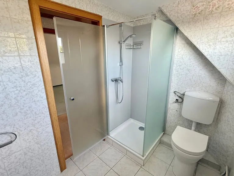 Immobilienangebot - Zinhain - Alle - Traumhafter Ausblick, stadtnahe Lage: Einfamilienhaus für Paare & Kleinfamilien!