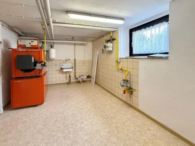 Immobilienangebot - Zinhain - Alle - Traumhafter Ausblick, stadtnahe Lage: Einfamilienhaus für Paare & Kleinfamilien!