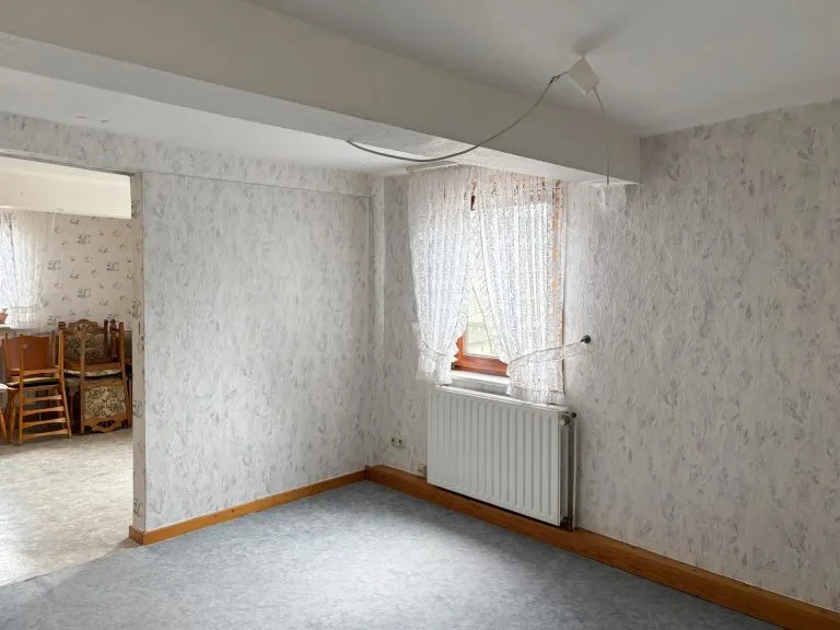 Immobilienangebot - Hamm/Sieg - Alle - ***RESERVIERT*** Renovierungsbedürftiges, denkmalgeschütztes Zweifamilienhaus mit Garten im Zentrum von Hamm!