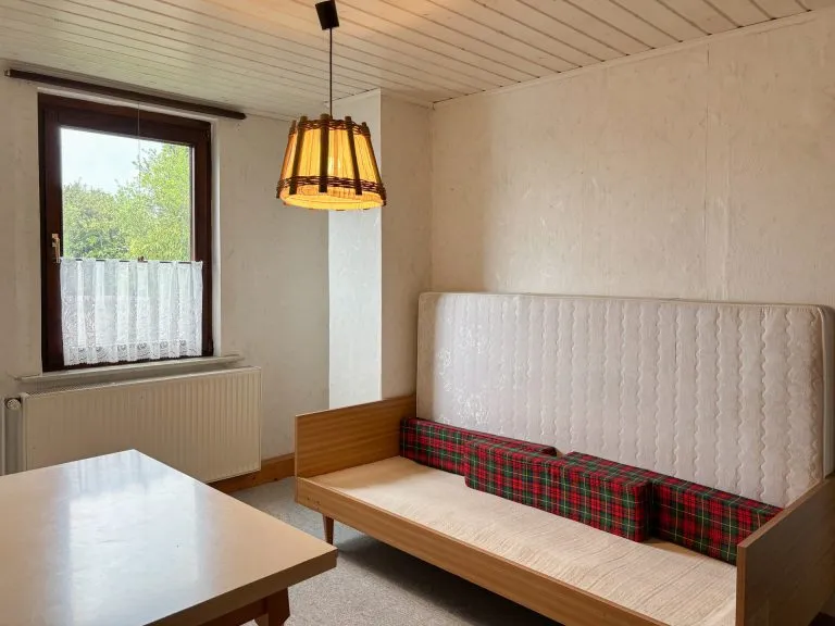Immobilienangebot - Hamm/Sieg - Alle - ***RESERVIERT*** Renovierungsbedürftiges, denkmalgeschütztes Zweifamilienhaus mit Garten im Zentrum von Hamm!