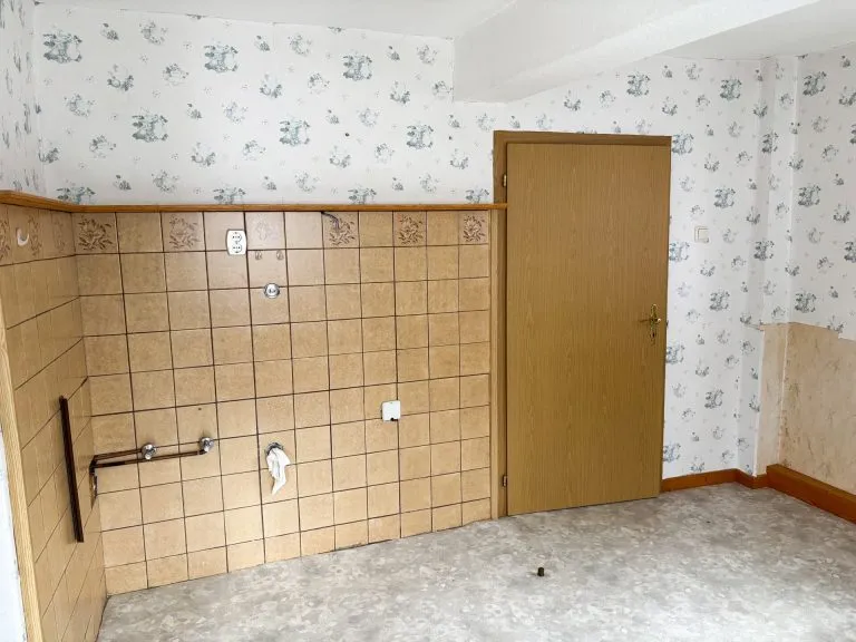 Immobilienangebot - Hamm/Sieg - Alle - ***RESERVIERT*** Renovierungsbedürftiges, denkmalgeschütztes Zweifamilienhaus mit Garten im Zentrum von Hamm!