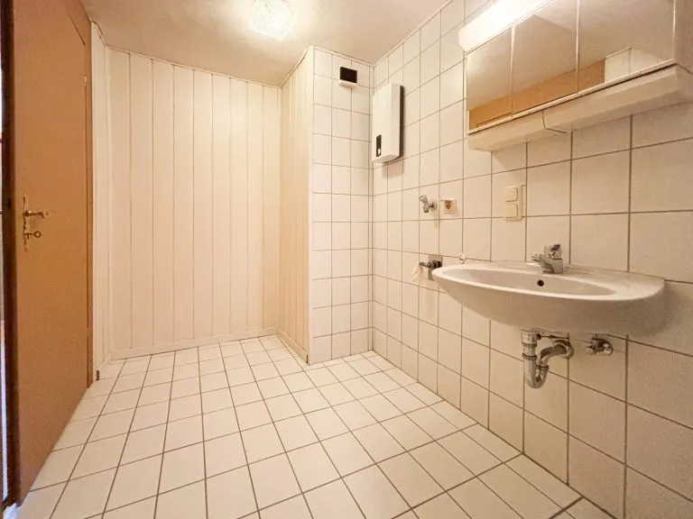 Immobilienangebot - Hamm/Sieg - Alle - ***RESERVIERT*** Renovierungsbedürftiges, denkmalgeschütztes Zweifamilienhaus mit Garten im Zentrum von Hamm!