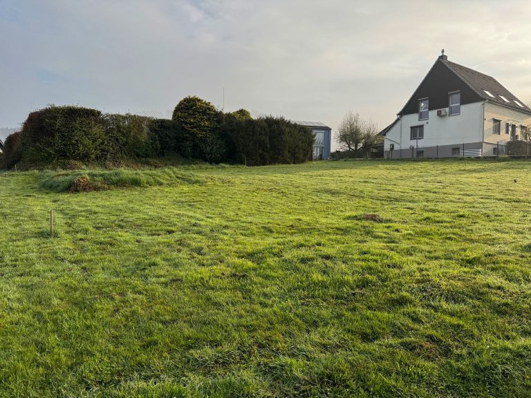 Immobilienangebot - Windeck / Eulenbruch - Alle - *REDUZIERT* Attraktives Baugrundstück in familienfreundlicher Wohnlage von Windeck / Eulenbruch!