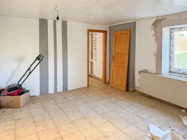Immobilienangebot - Giesenhausen - Alle - Attraktives Handwerkerobjekt: MFH-Optionen, Ausbau- und Renditepotenzial!