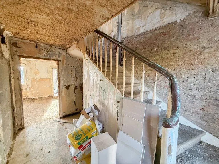 Immobilienangebot - Giesenhausen - Alle - Attraktives Handwerkerobjekt: MFH-Optionen, Ausbau- und Renditepotenzial!