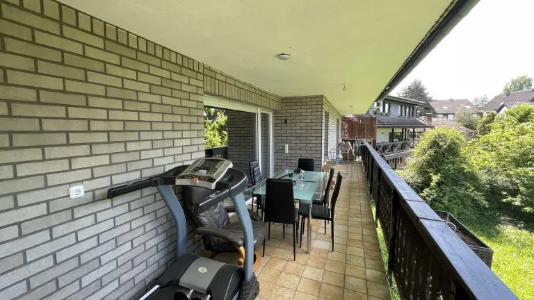 Immobilienangebot - Hennef - Alle - **RESERVIERT** Zukunftssicheres Zweifamilienhaus (B) mit PV-Anlage & vielseitiger Nutzfläche im Souterrain!