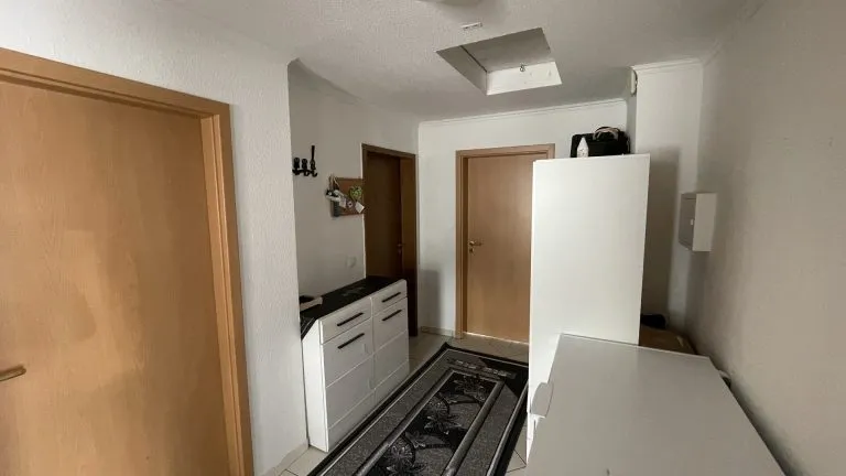 Immobilienangebot - Hennef - Alle - **RESERVIERT** Zukunftssicheres Zweifamilienhaus (B) mit PV-Anlage & vielseitiger Nutzfläche im Souterrain!