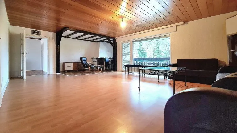 Immobilienangebot - Hennef - Alle - **RESERVIERT** Zukunftssicheres Zweifamilienhaus (B) mit PV-Anlage & vielseitiger Nutzfläche im Souterrain!