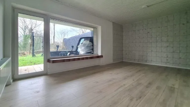 Immobilienangebot - Hennef - Alle - **RESERVIERT** Zukunftssicheres Zweifamilienhaus (B) mit PV-Anlage & vielseitiger Nutzfläche im Souterrain!