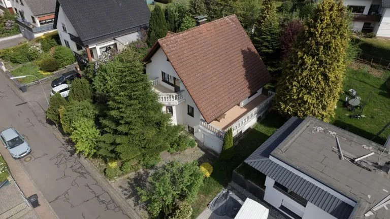 Immobilienangebot - Seck - Alle - Individuelles 8 Zimmer Wohnhaus in ruhiger Lage mit Garten für die große Familie!