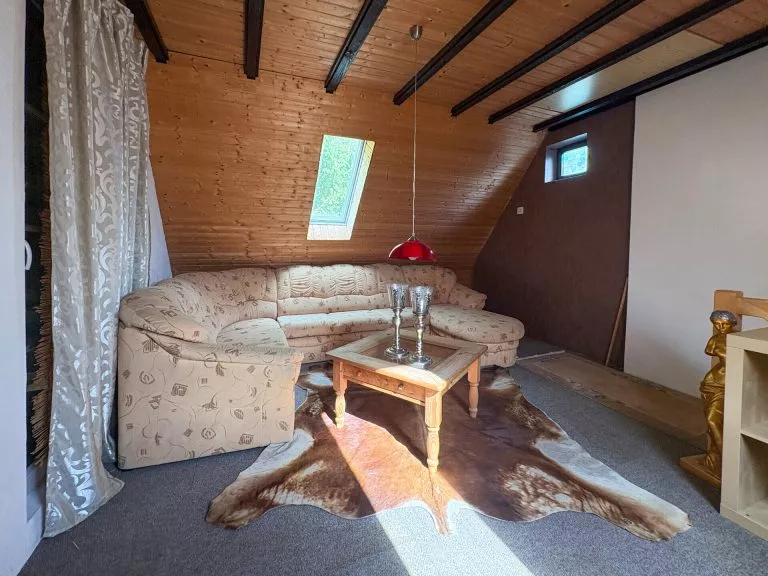 Immobilienangebot - Daaden - Alle - Traum für Schrauber und Sammler: Einfamilienhaus mit ELW, Werkstatt und Platz für mehrere Autos/Wohnmobile!