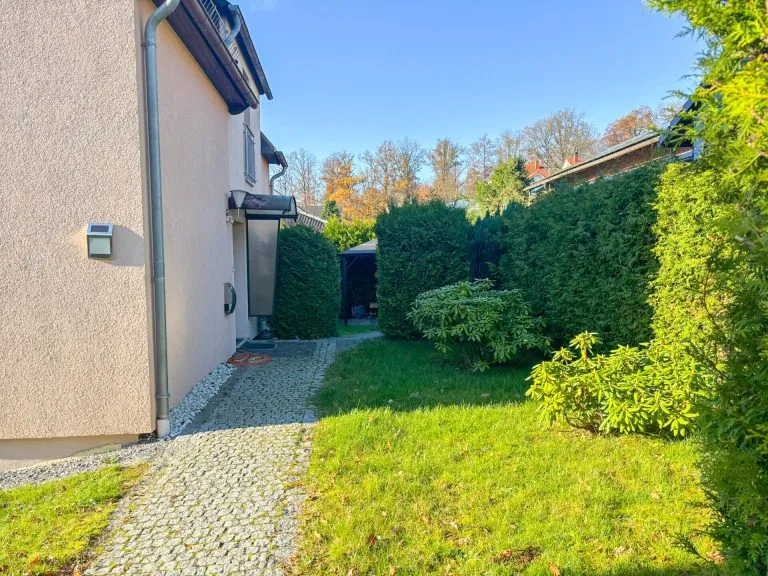 Immobilienangebot - Wissen VG - Alle - Charmantes Einfamilienhaus mit Garten und Stellplätzen nahe Wissen!