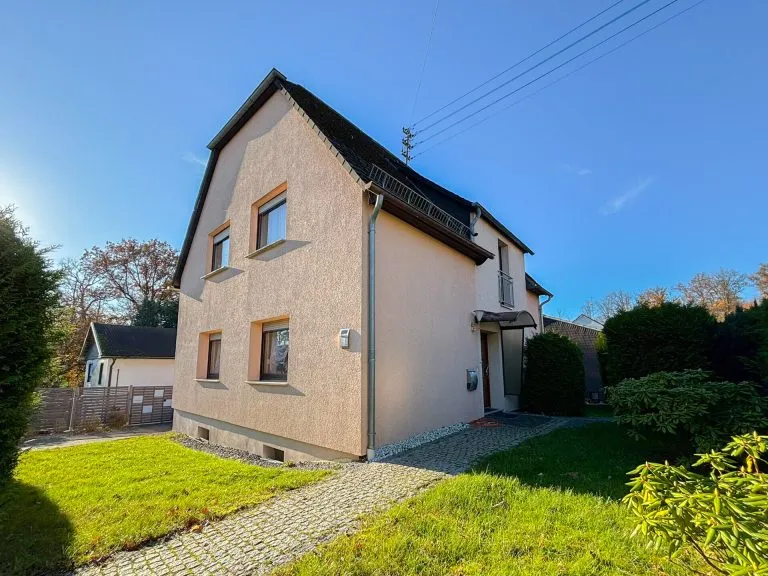 Immobilienangebot - Wissen VG - Alle - Charmantes Einfamilienhaus mit Garten und Stellplätzen nahe Wissen!