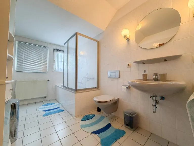Immobilienangebot - Wissen - Alle - *RESERVIERT*Gepflegtes Ein-/Zweifamilienhaus mit Garten in zentraler Lage von Wissen!