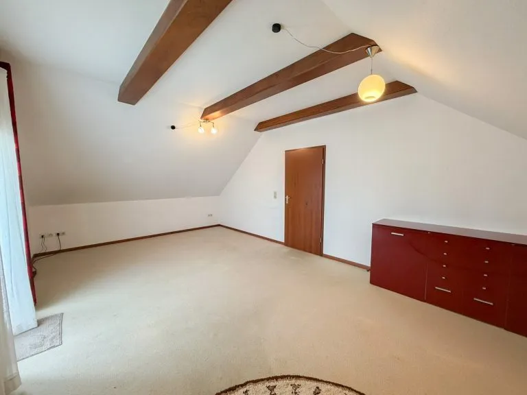 Immobilienangebot - Wissen - Alle - *RESERVIERT*Gepflegtes Ein-/Zweifamilienhaus mit Garten in zentraler Lage von Wissen!