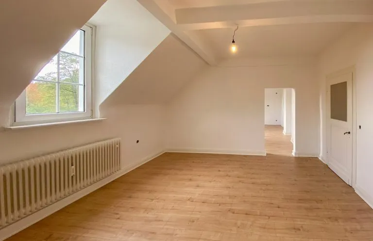 Immobilienangebot - Morsbach - Alle - Wohnen zur Miete in einer Burg?
4-Zimmer Wohnung in der Burg Volperhausen!