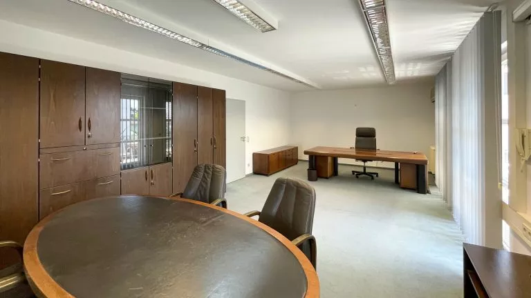Immobilienangebot - Rengsdorf - Alle - Repräsentative Büroetage in zentraler Lage von Rengsdorf zu vermieten!