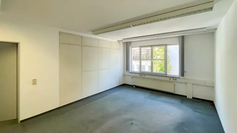 Immobilienangebot - Rengsdorf - Alle - Repräsentative Büroetage in zentraler Lage von Rengsdorf zu vermieten!