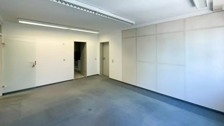 Immobilienangebot - Rengsdorf - Alle - Repräsentative Büroetage in zentraler Lage von Rengsdorf zu vermieten!