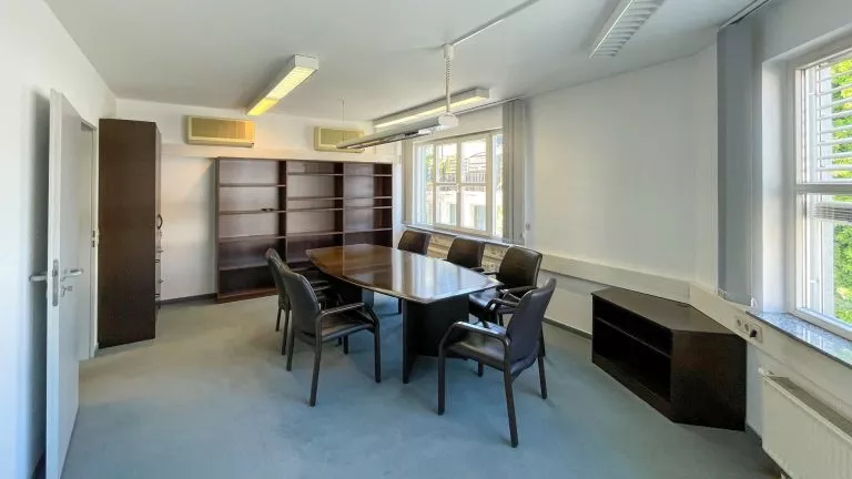 Immobilienangebot - Rengsdorf - Alle - Repräsentative Büroetage in zentraler Lage von Rengsdorf zu vermieten!