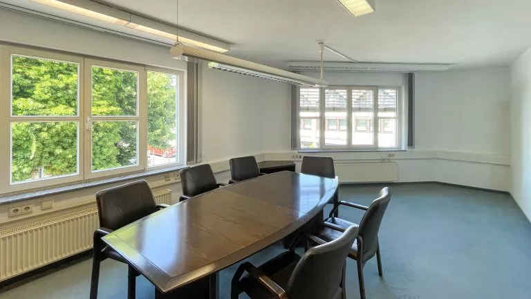 Immobilienangebot - Rengsdorf - Alle - Repräsentative Büroetage in zentraler Lage von Rengsdorf zu vermieten!