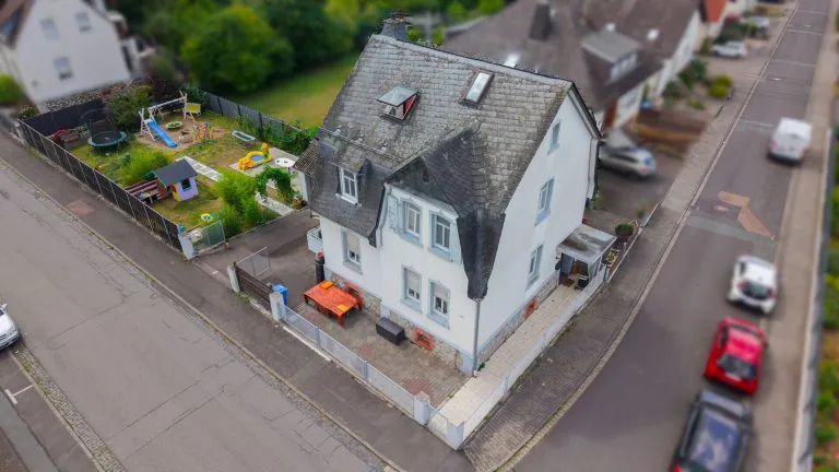 Immobilienangebot - Hadamar - Alle - Denkmalgeschütztes, kernsaniertes Einfamilienhaus mit Garten!