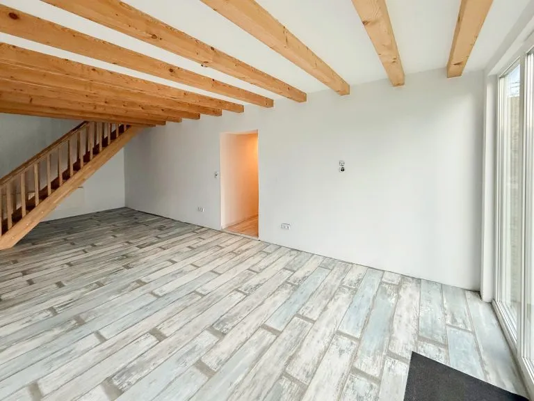 Immobilienangebot - Marzhausen - Alle - Stilvoll renoviert: Großes Bauernhaus mit 2 Pferdeboxen und Ausbaupotenzial für Wohnen & Arbeiten