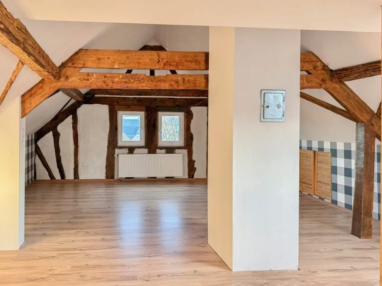 Immobilienangebot - Marzhausen - Alle - Stilvoll renoviert: Großes Bauernhaus mit 2 Pferdeboxen und Ausbaupotenzial für Wohnen & Arbeiten