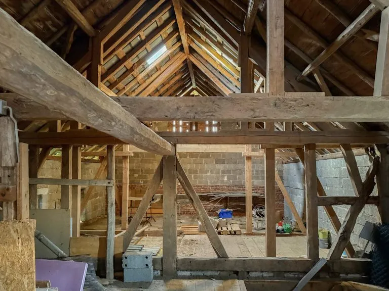 Immobilienangebot - Marzhausen - Alle - Stilvoll renoviert: Großes Bauernhaus mit 2 Pferdeboxen und Ausbaupotenzial für Wohnen & Arbeiten