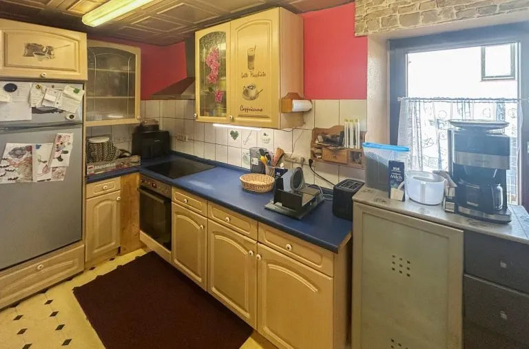 Immobilienangebot - Nauort - Alle - *RESERVIERT* Viel Raum für Ideen – Haus mit ca. 115 m² Wohnfläche und großer Scheune in Nauort!