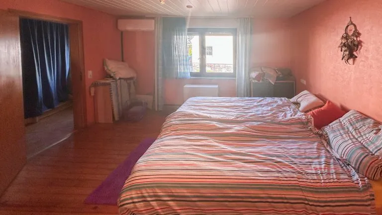 Immobilienangebot - Nauort - Alle - *RESERVIERT* Viel Raum für Ideen – Haus mit ca. 115 m² Wohnfläche und großer Scheune in Nauort!