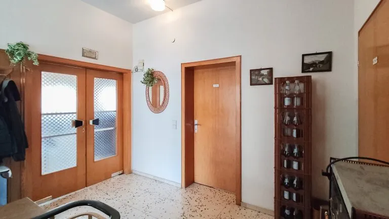 Immobilienangebot - Freirachdorf - Alle - Objekt mit Entwicklungspotenzial –317 m² Wfl. auf 1.974 m² Grundstück, für Investoren & Privatnutzer