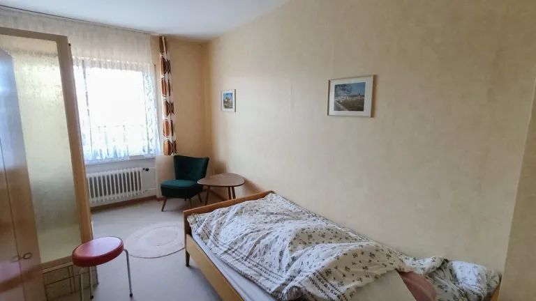 Immobilienangebot - Freirachdorf - Alle - Objekt mit Entwicklungspotenzial –317 m² Wfl. auf 1.974 m² Grundstück, für Investoren & Privatnutzer