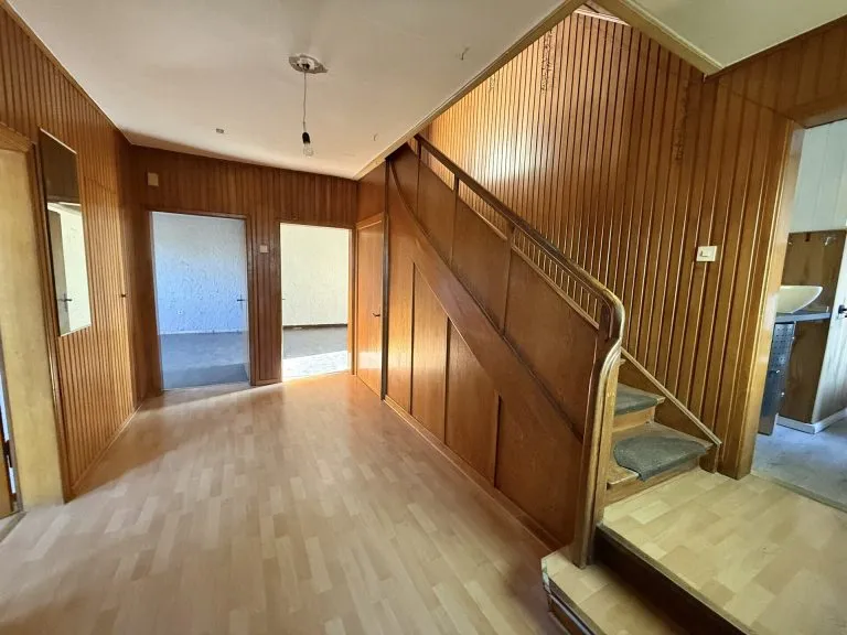 Immobilienangebot - Merkelbach - Alle - *RESERVIERT* Einfamilienhaus mit großem Nebengebäude – großzügiges Grundstück inklusive!