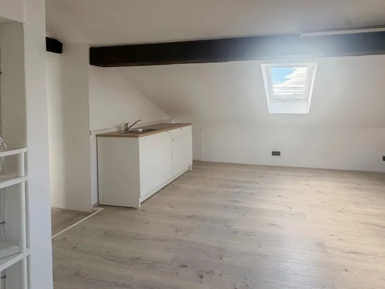 Immobilienangebot - Zehnhausen bei Rennerod - Alle - Renoviertes Ein-/Zweifamilienhaus mit Charakter nahe Rennerod!