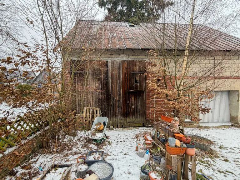 Immobilienangebot - Hellenhahn-Schellenberg - Alle - Sanierungsbedürftiges Einfamilienhaus in schöner Ortslage nahe Rennerod!
