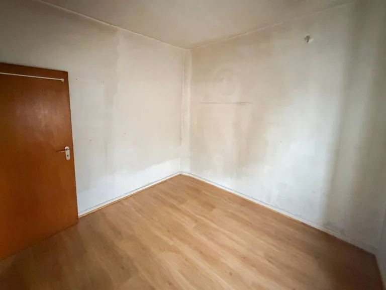 Immobilienangebot - Hellenhahn-Schellenberg - Alle - Sanierungsbedürftiges Einfamilienhaus in schöner Ortslage nahe Rennerod!