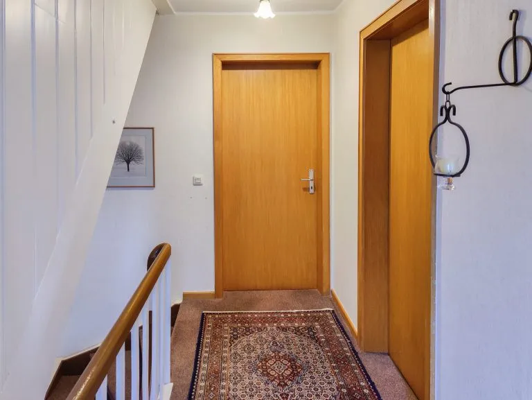 Immobilienangebot - Altenkirchen VG - Alle - ***Reduziert***Ein-/Zweifamilienhaus mit großem Grundstück in idyllischer Ortsrandlage zwischen Altenkirchen und Hamm/Sieg!