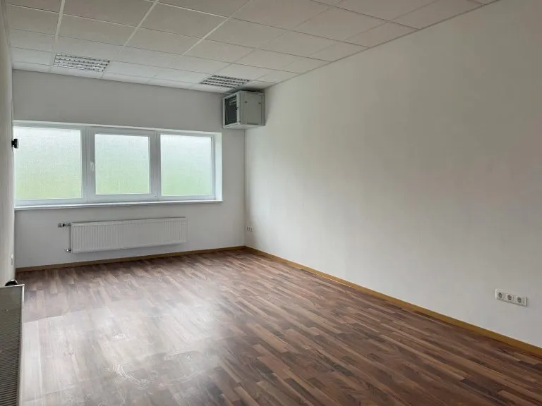 Immobilienangebot - Sörth - Alle - Gewerbefläche mit 160 m² Lager/Produktion und 35 m² Büro!